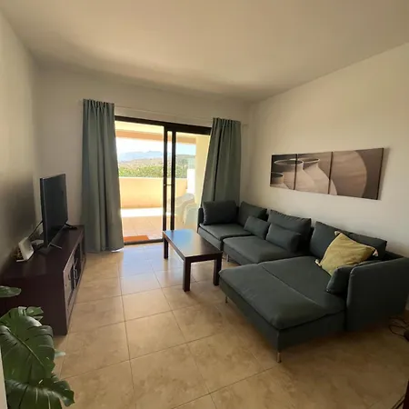 Lujo A5 Golf Resort, Valle Del *